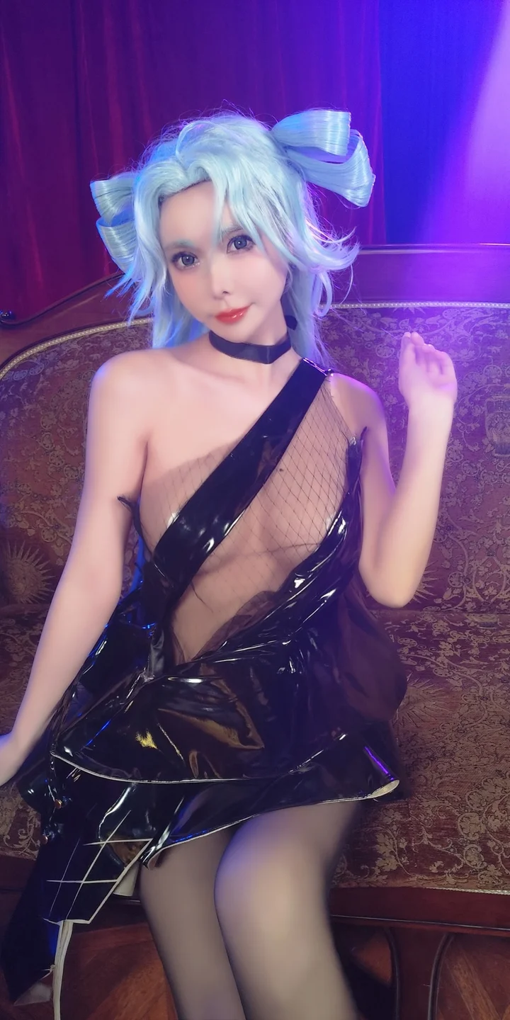 亚马逊鲶鱼 - PA15·香槟怪盗 [32P,2V-144MB] tg@simisebaisi 【丝足阁】022.webp